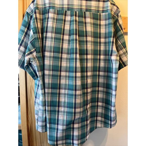 Windridge men’s L Green plaid short sleeve button down polyester blend shirt - Picture 13 of 13